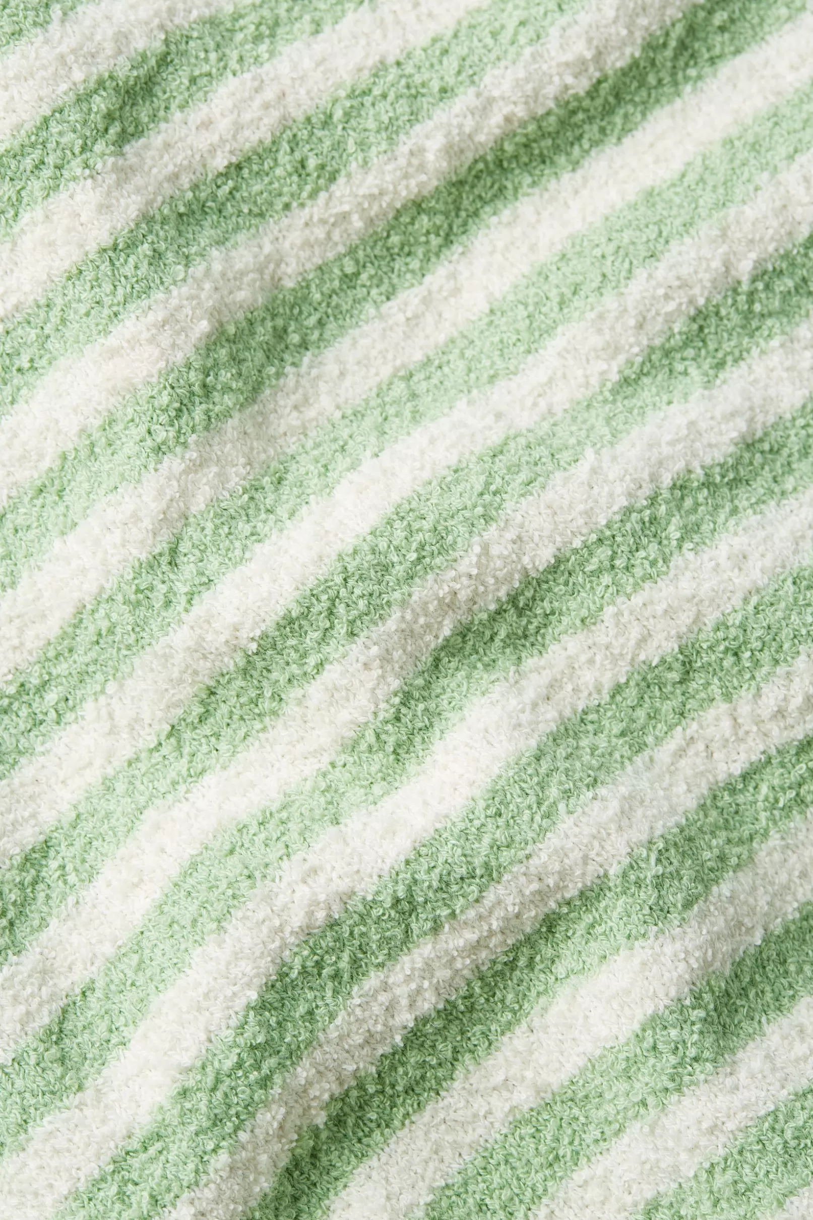 agnes_top_dee_dee_3-1.webp Tops & Shirts*King Louie Agnes Top Dee Dee Cameo Green