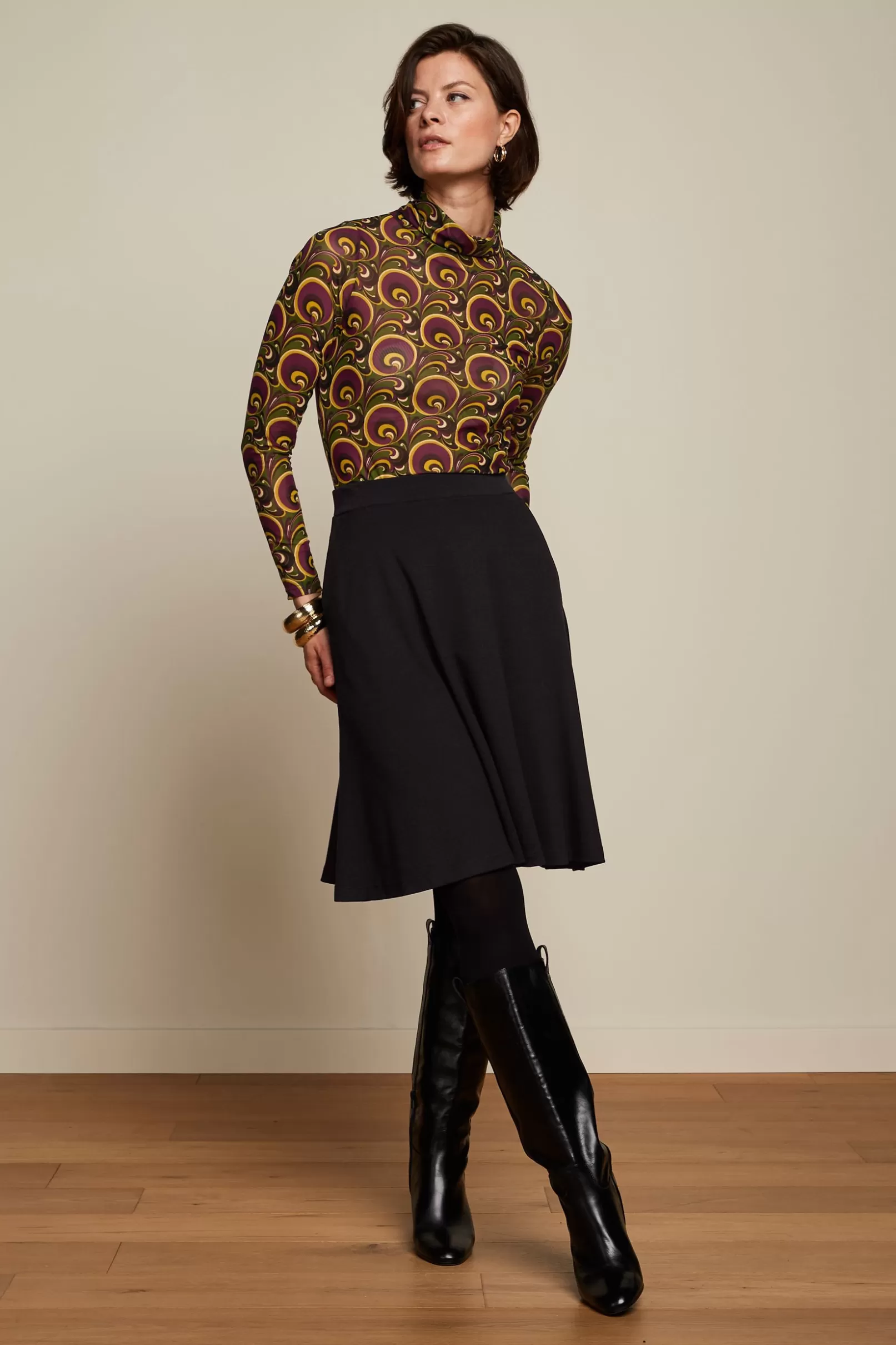 betsy_rollneck_top_patchouli_2.webp Tops & Shirts*King Louie Betsy Rollneck Top Patchouli Olive Green