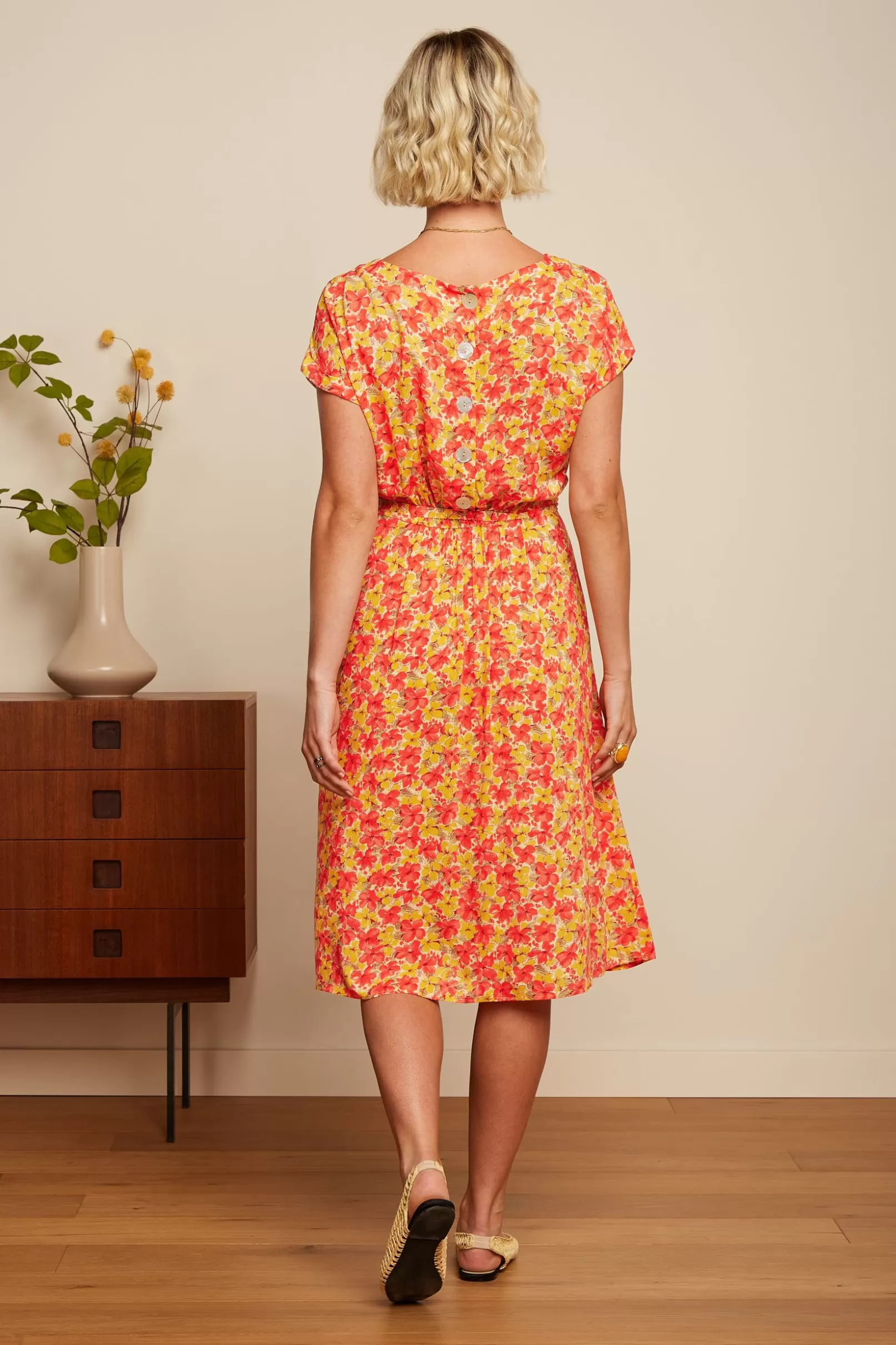 betty_loose_fit_dress_doree_2.webp Jurken*King Louie Betty Loose Fit Dress Doree Fiesta Red