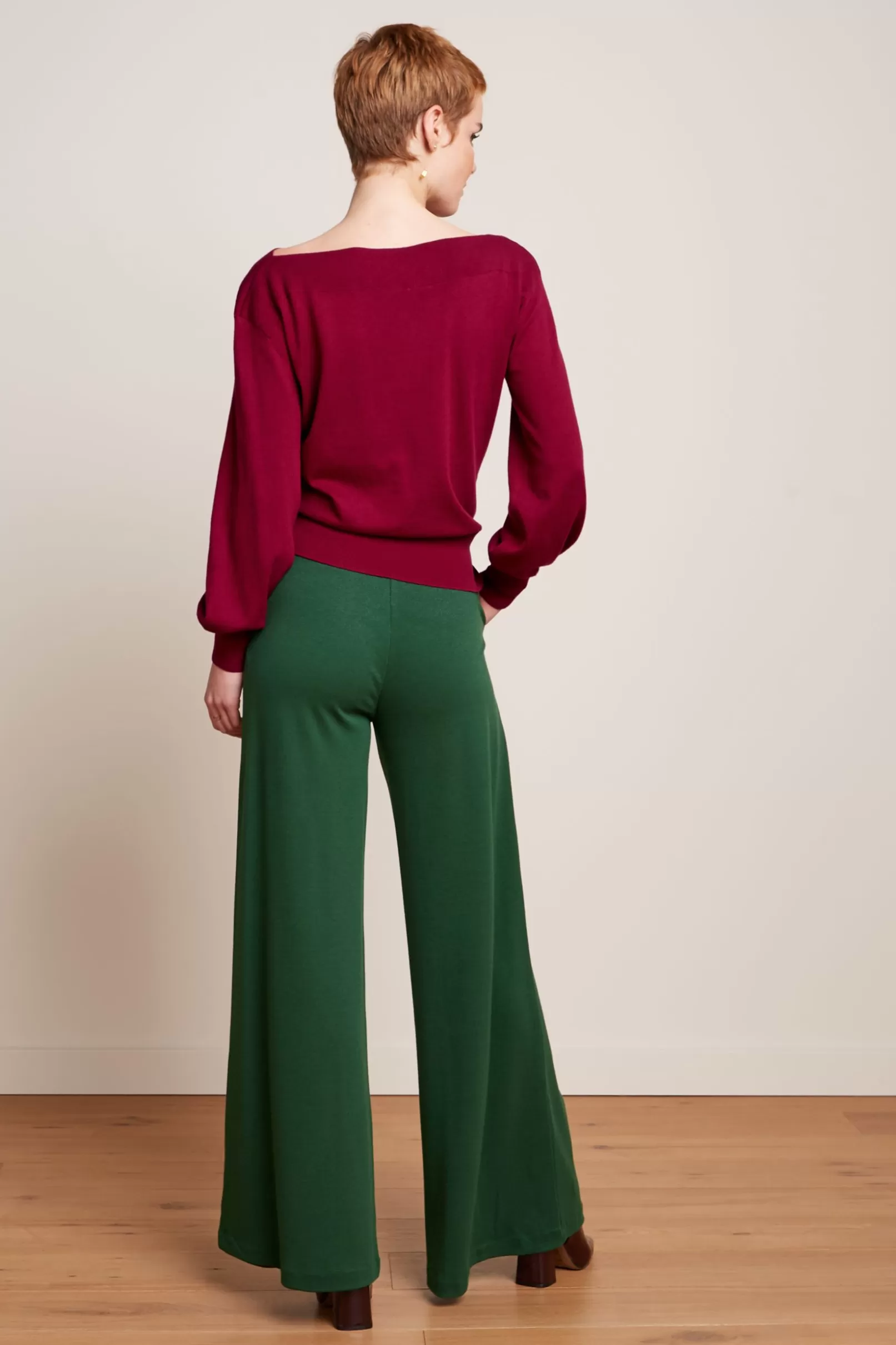 border_palazzo_pants_milano_crepe_2-1.webp Broeken*King Louie Border Palazzo Pants Milano Crepe Forest Green