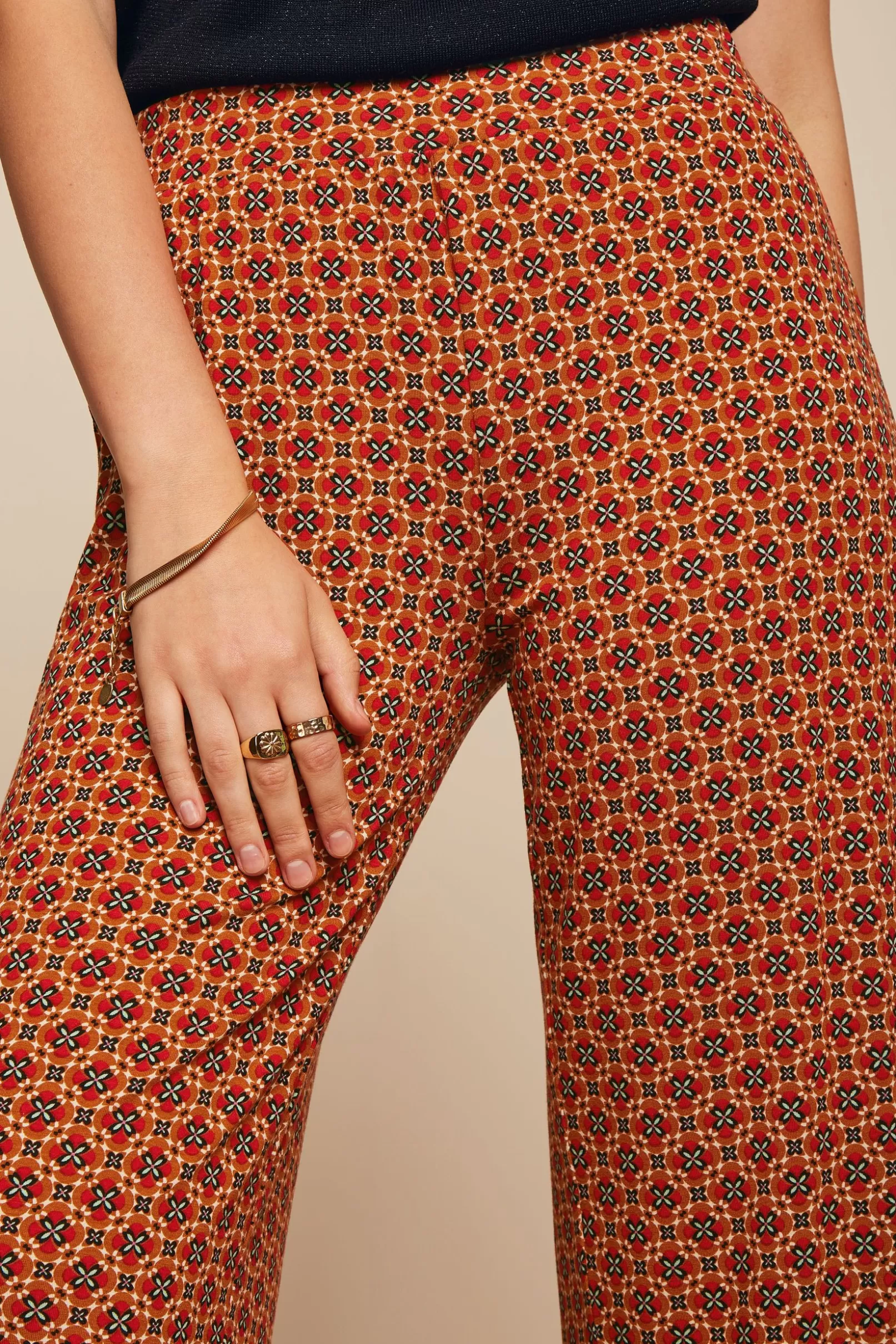 border_pants_miro_1.webp Broeken*King Louie Border Pants Miro Jalapeno Red