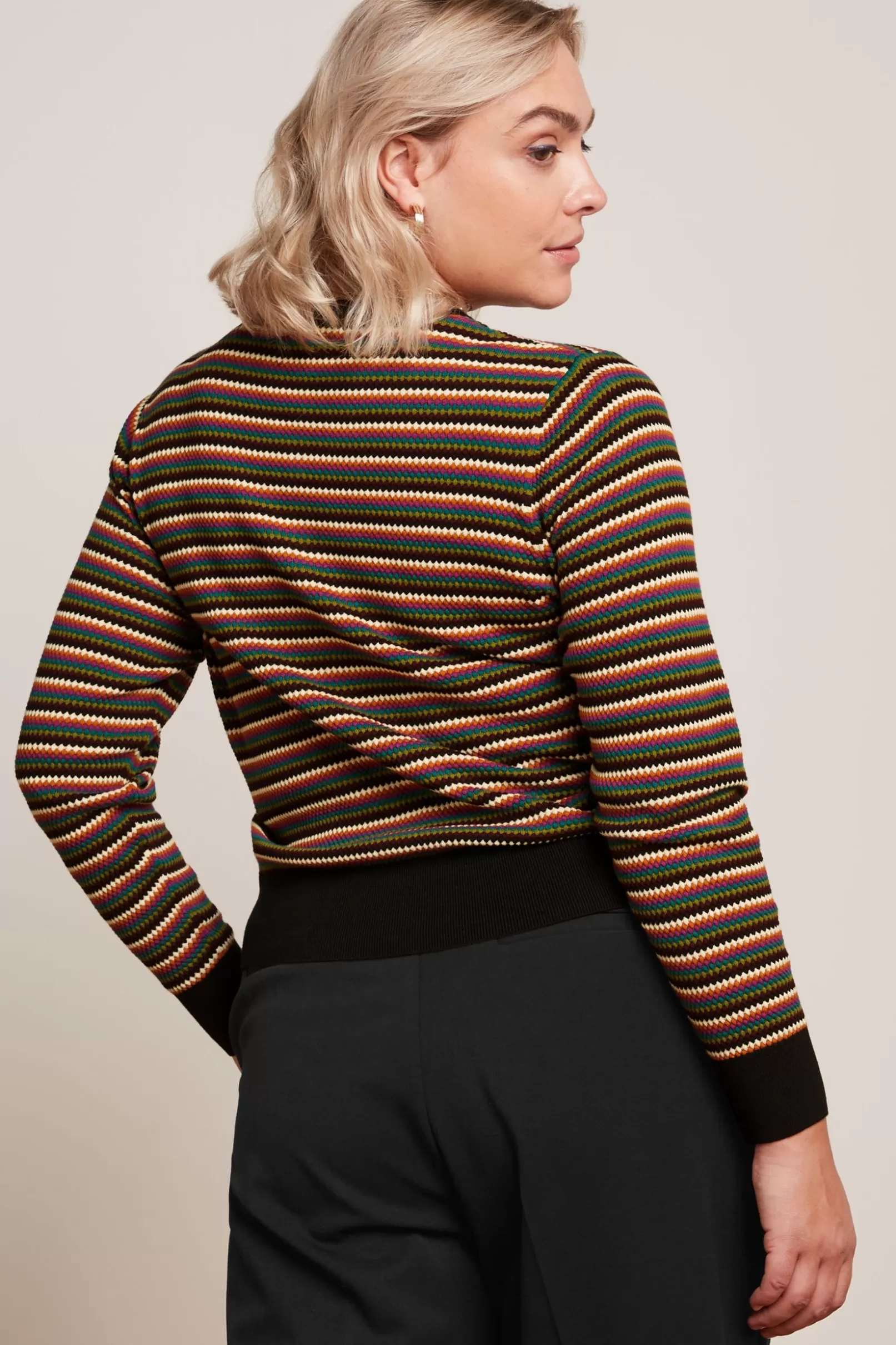 cardi_roundneck_gilmour_2.webp Vesten*King Louie Cardi Roundneck Gilmour Black