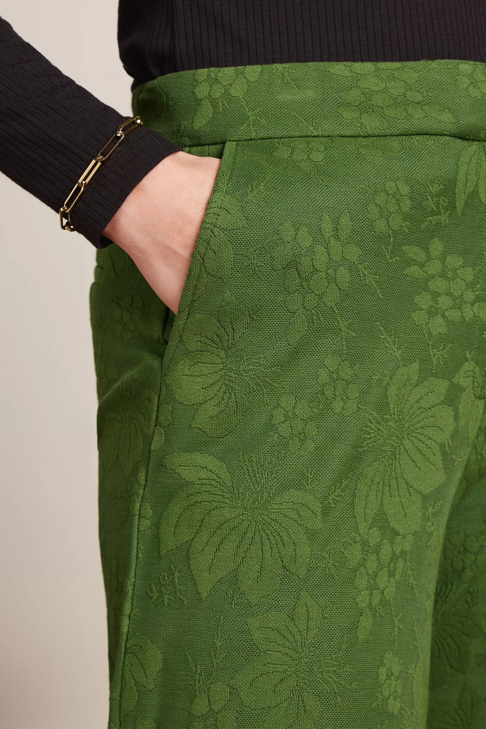 federica_pants_buzz_jacquard_3.webp Broeken*King Louie Federica Pants Buzz Jacquard Palm Green