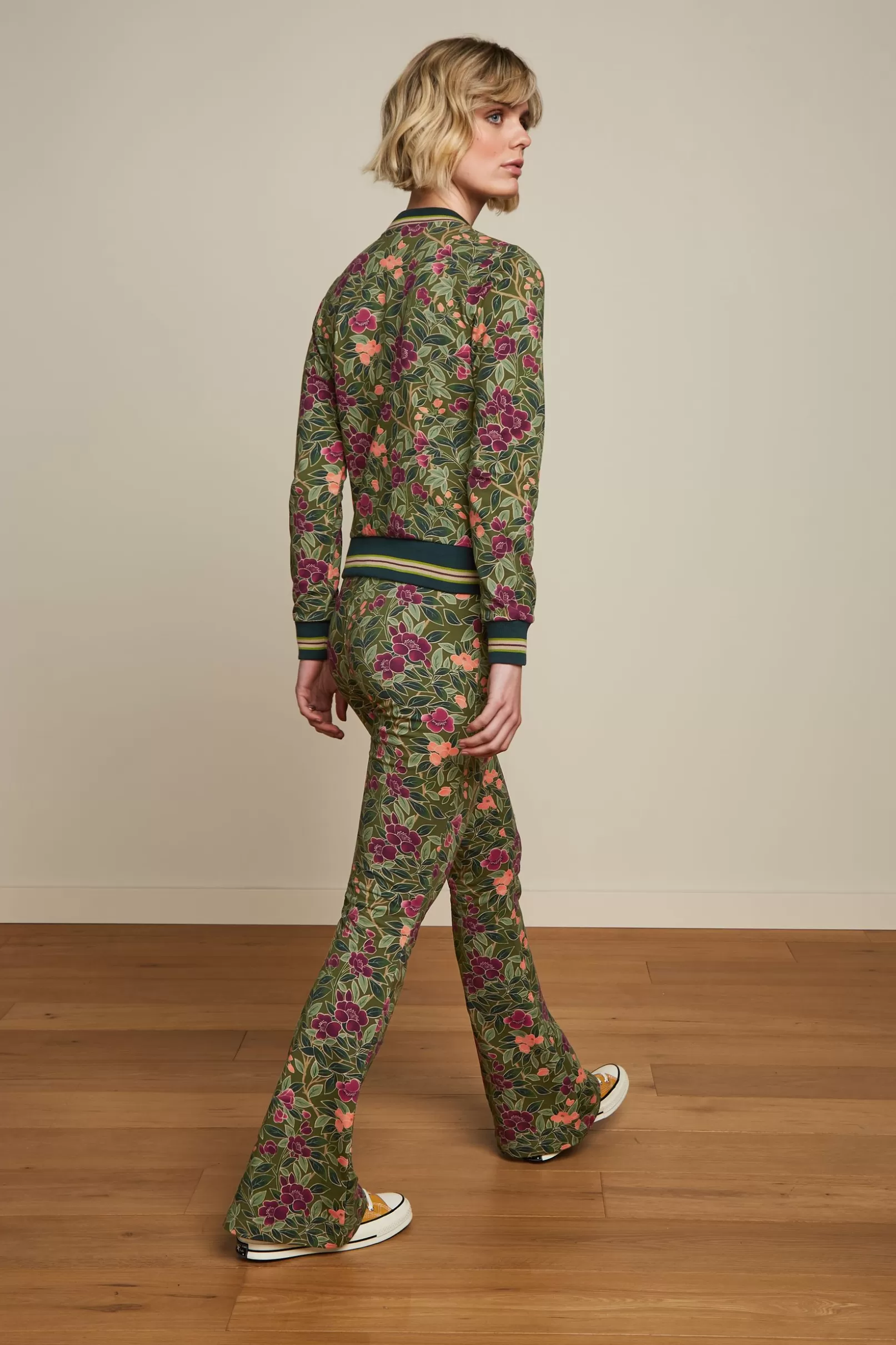 flared_pants_bellevue_2.webp Broeken*King Louie Flared Pants Bellevue Olive Green