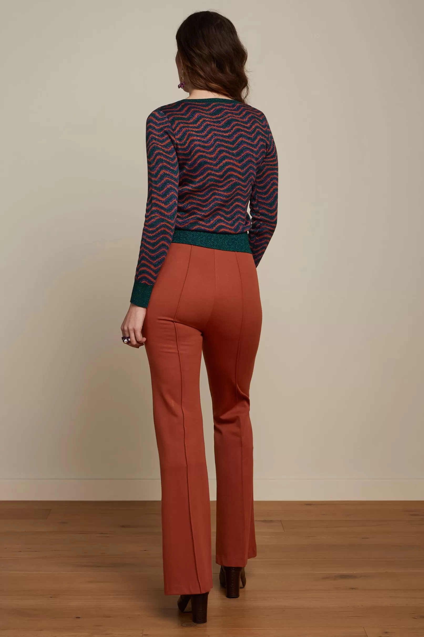 gael_pintuck_pants_aurora_2.webp Broeken*King Louie Gael Pintuck Pants Aurora Cognac Orange