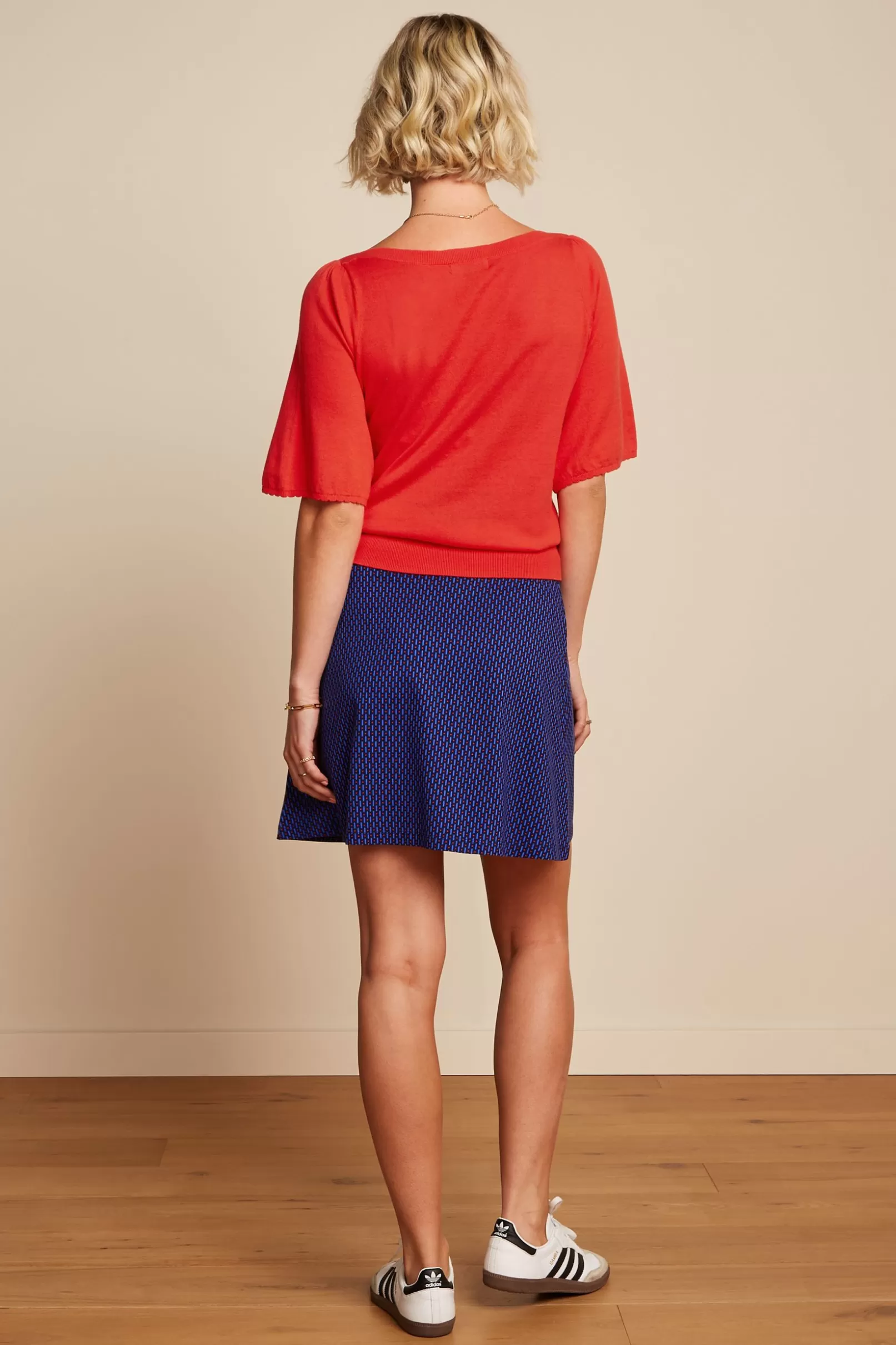 ivy_top_wide_sleeve_club_2.webp Tops & Shirts*King Louie Ivy Top Wide Sleeve Club Fiery Red