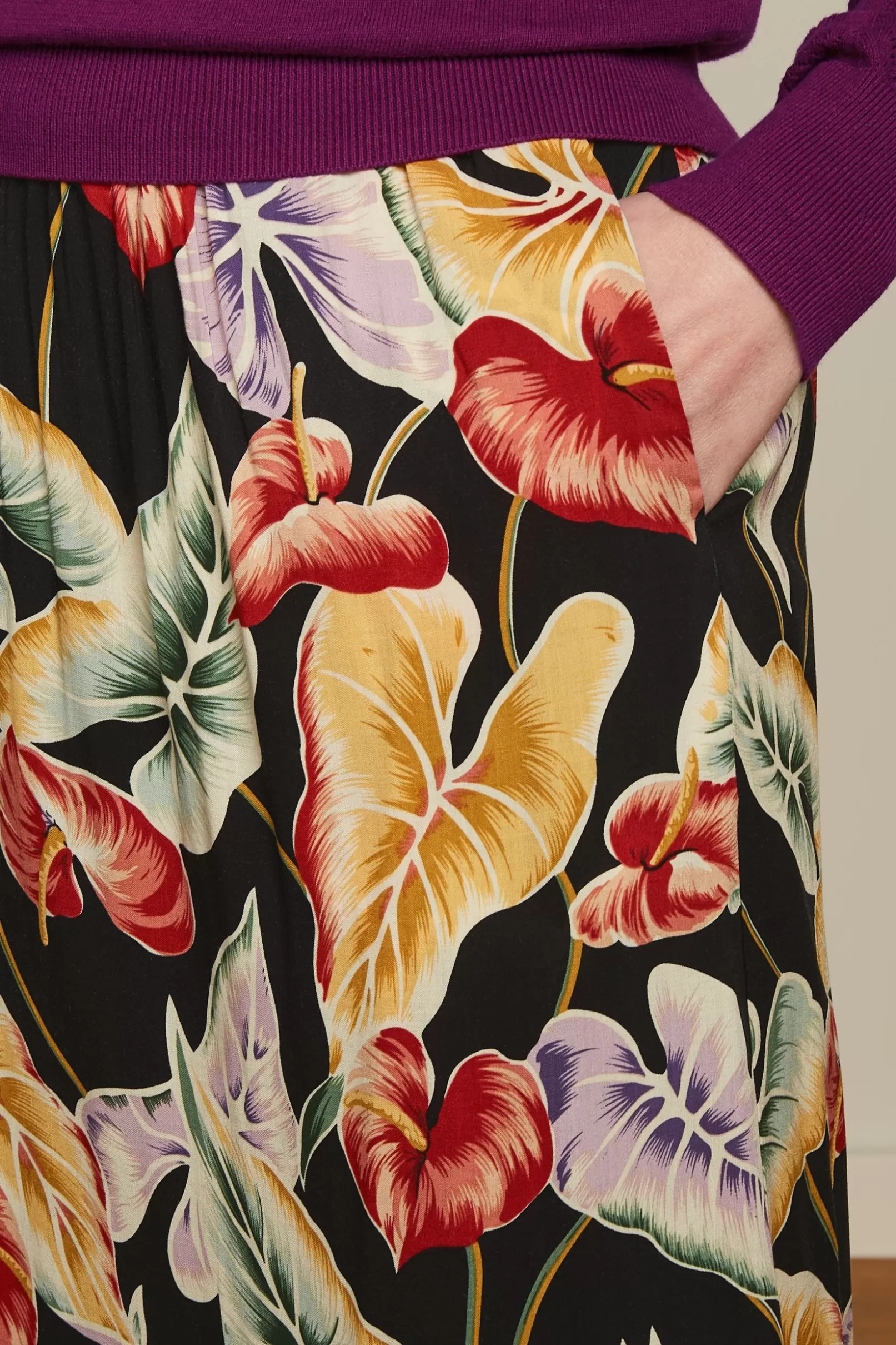 layla_skirt_marmora_0.webp Rokken*King Louie Layla Skirt Marmora Black