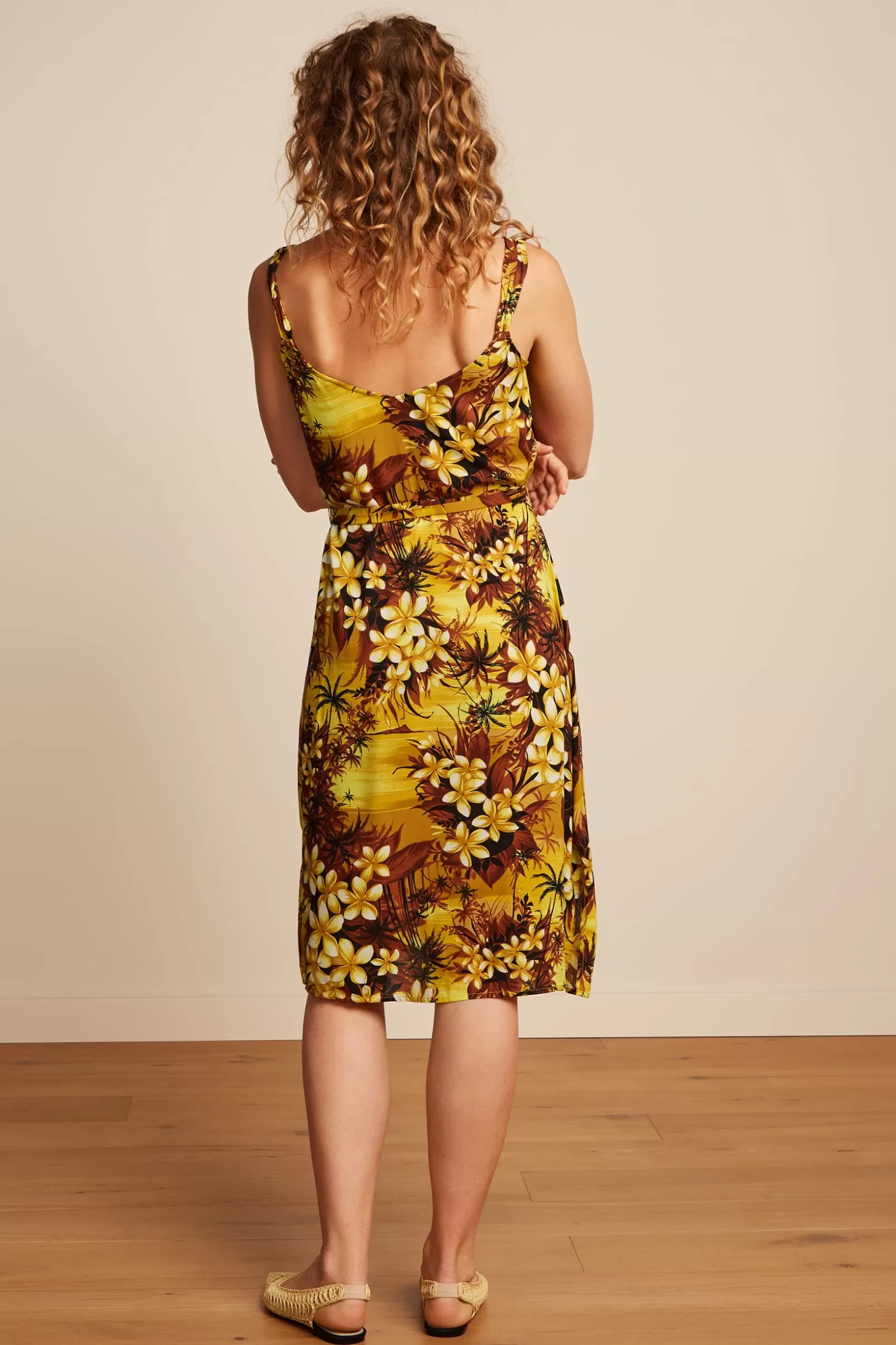 lenny_dress_emerald_2.webp Jurken*King Louie Lenny Dress Emerald Amarillo Gold