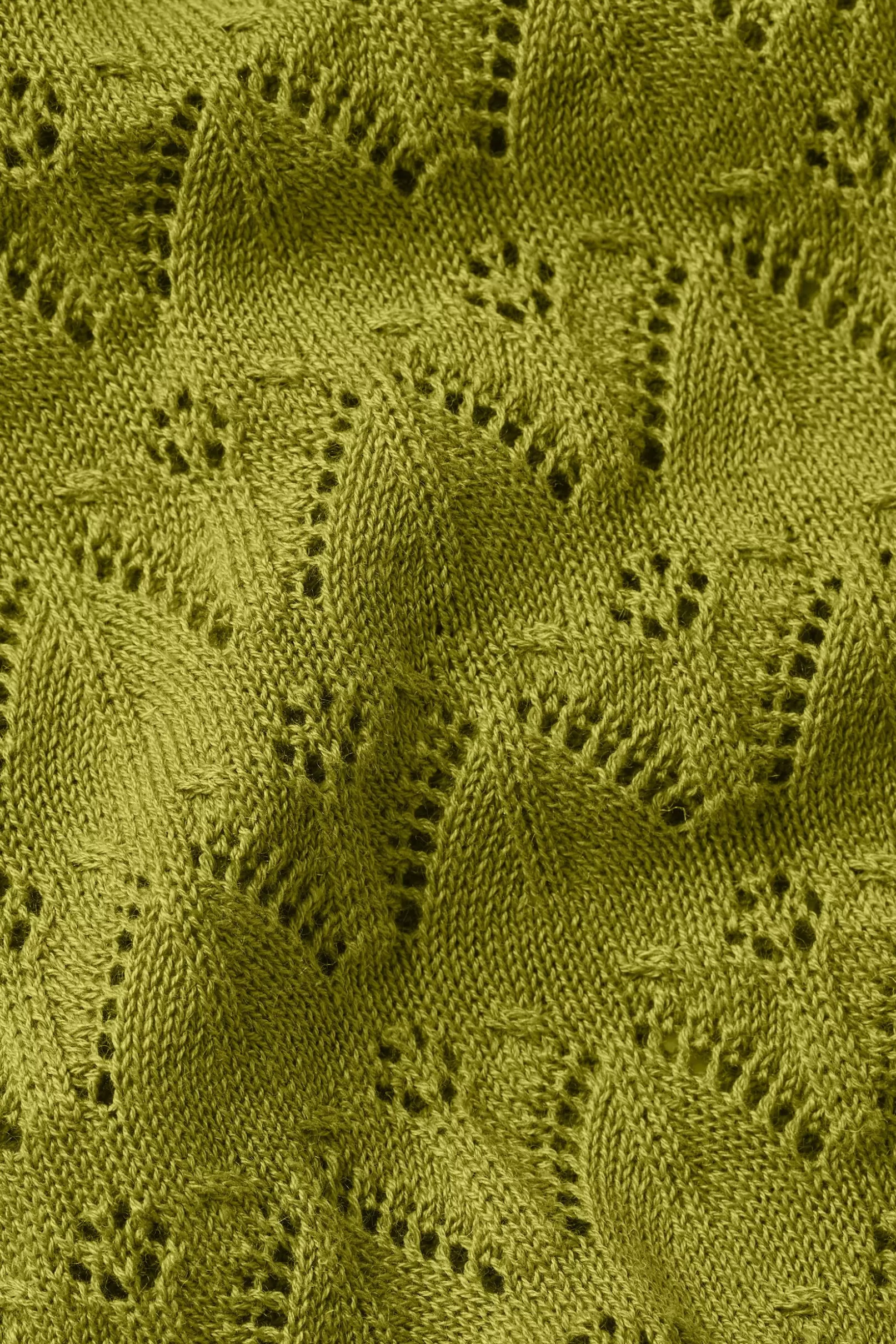 lila_v_top_rocky_ajour_4.webp Tops & Shirts*King Louie Lila V Top Rocky Ajour Woodbine Green