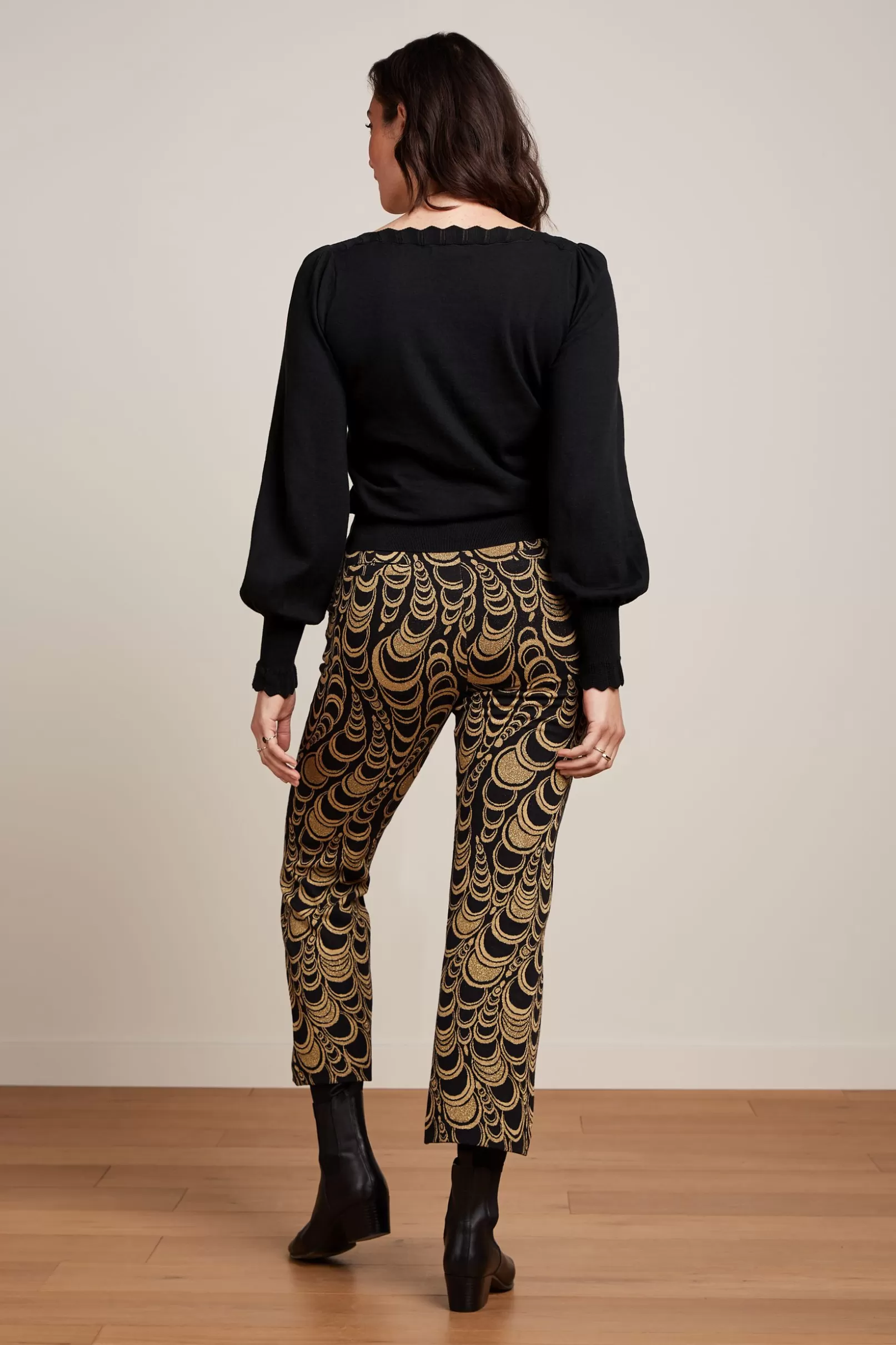 luz_cropped_pants_bobbin_jacquard_2.webp Broeken*King Louie Luz Cropped Pants Bobbin Jacquard Black