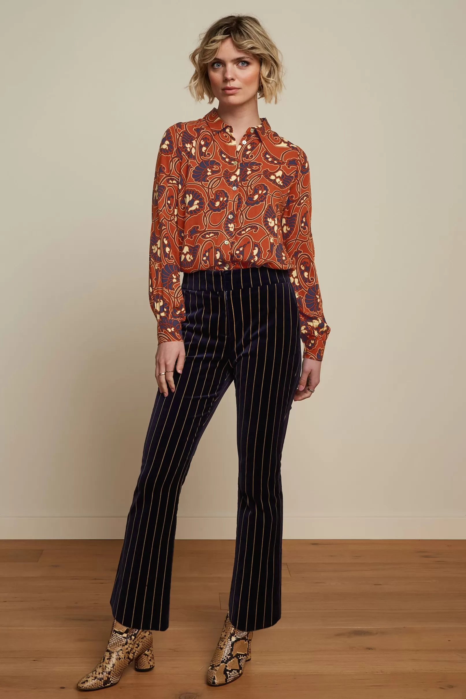 maisie_blouse_cecilia_4.webp Blouses*King Louie Maisie Blouse Cecilia Spicy Brown