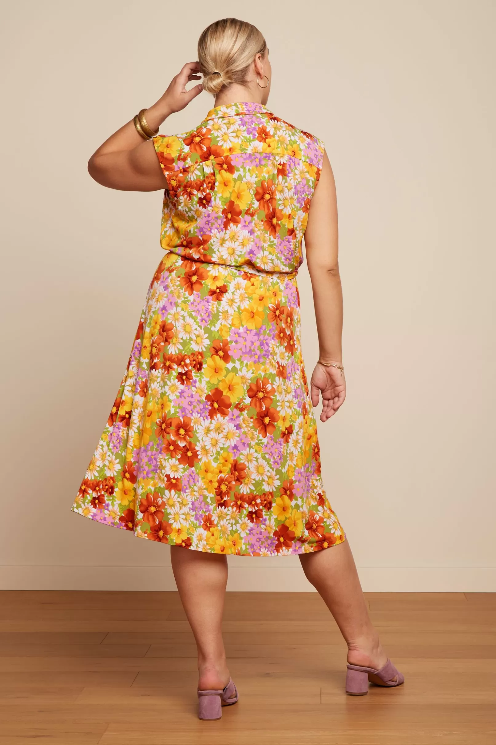 marianne_dress_marini_2.webp Jurken*King Louie Marianne Dress Marini Tuscan Yellow