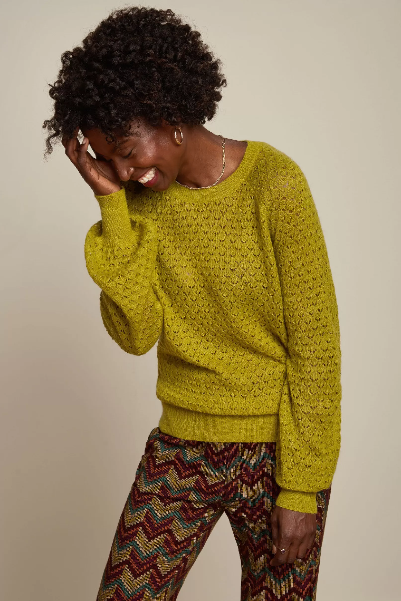 raglan_top_deco_2-2.webp Tops & Shirts*King Louie Raglan Top Deco Lentil Green