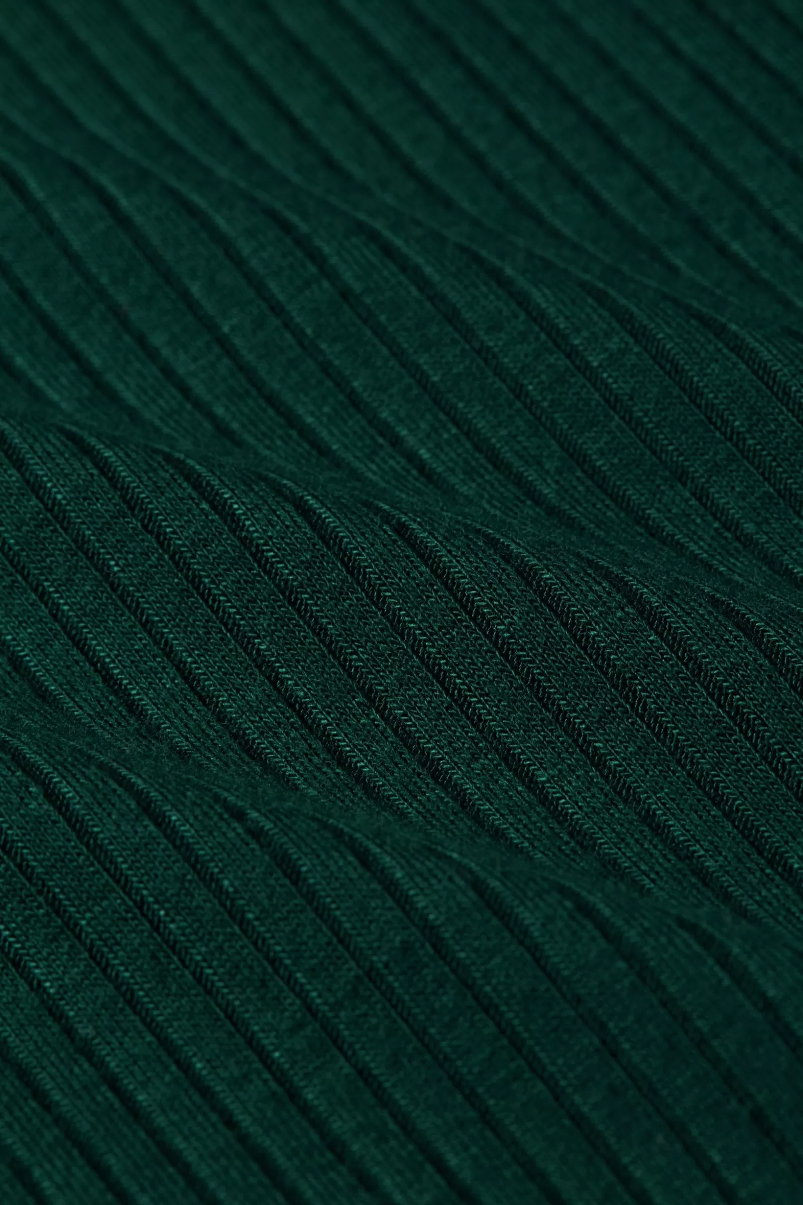 rollneck_top_uni_rib_4-4.webp Tops & Shirts*King Louie Rollneck Top Uni Rib Pine Green