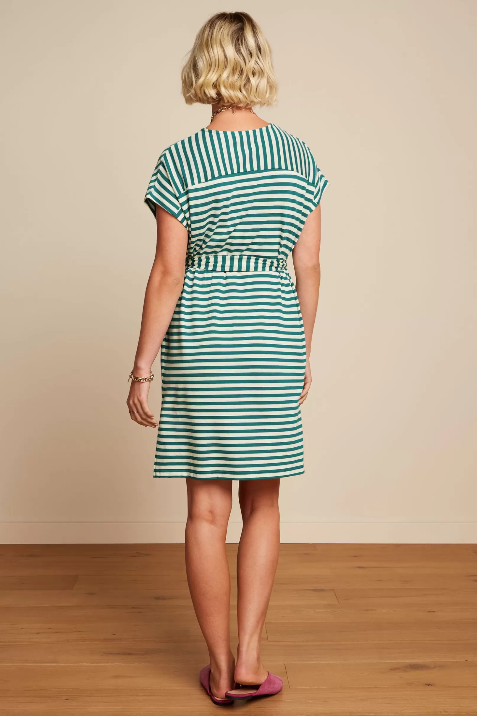 vera_tunic_dress_chopito_stripe_2.webp Jurken*King Louie Vera Tunic Dress Chopito Stripe Ponderosa Green