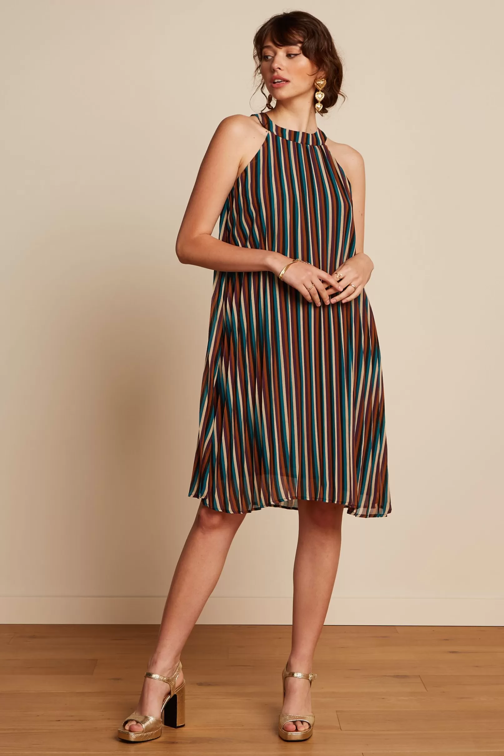 virna_dress_piso_plisse_1.webp Jurken*King Louie Virna Dress Piso Plisse Black